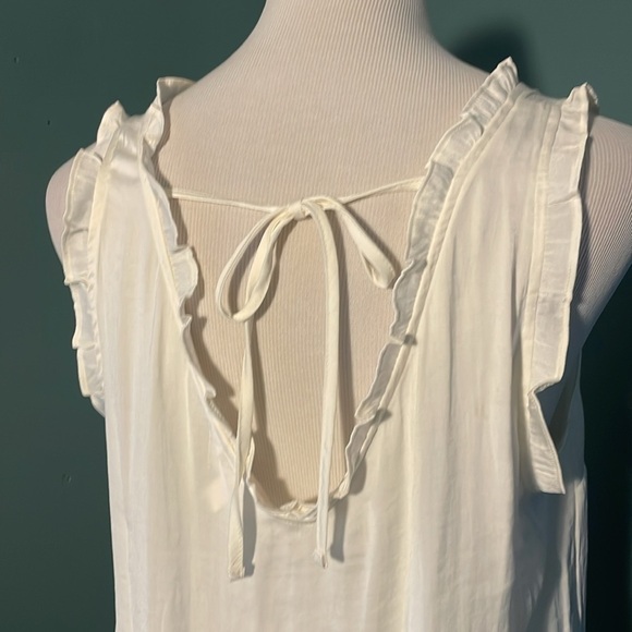 Elegantly silky, camisole - Picture 3 of 8